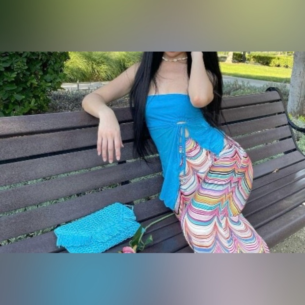 Blue Top - Picture 4 of 4